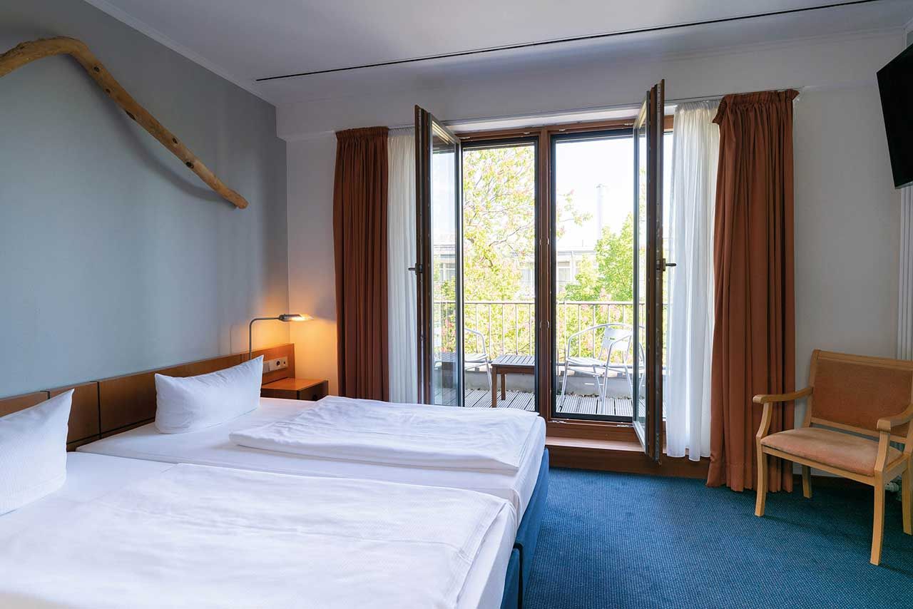 Seminaris Avendi Hotel Potsdam Suite Plus Schlafzimmer